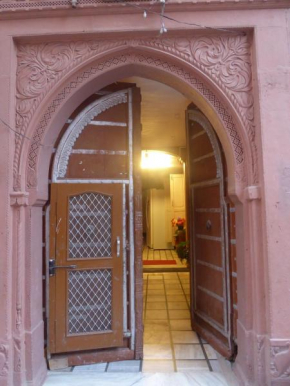 Отель Tanisha Heritage Haweli  Чаукунти Мохолла